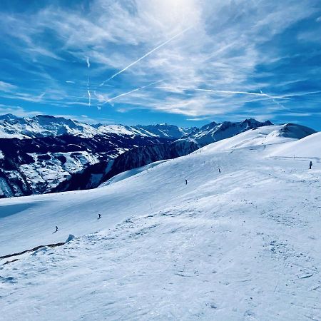 Modern Mountain Apart 2 - Directly By Skiing Area เราริส ภายนอก รูปภาพ